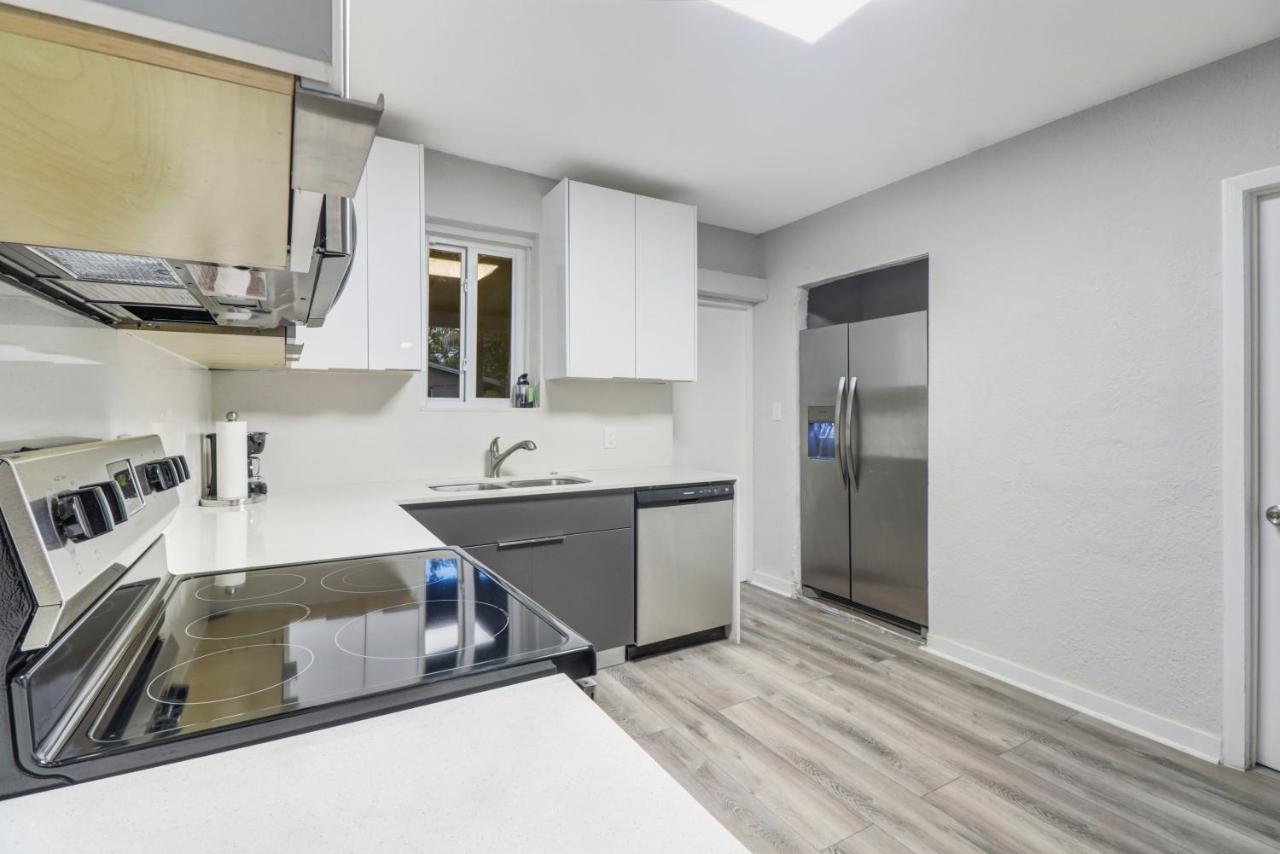 Spacious And Luxurious Home Centrally Located Between Miami And Ft. Lauderdale Miramar Kültér fotó
